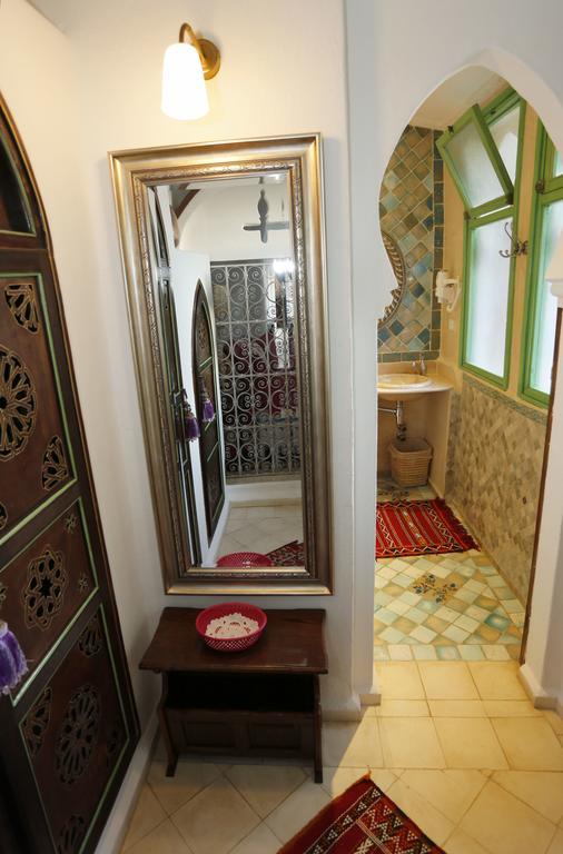 Riad Cherifa Chefchaouen Bagian luar foto